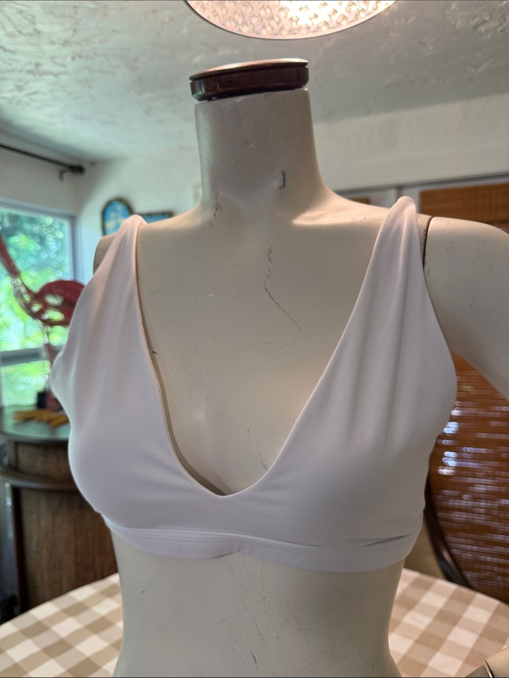 Everyday Scoop Bralette in White